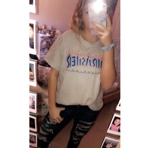 american eagle ripped jeans